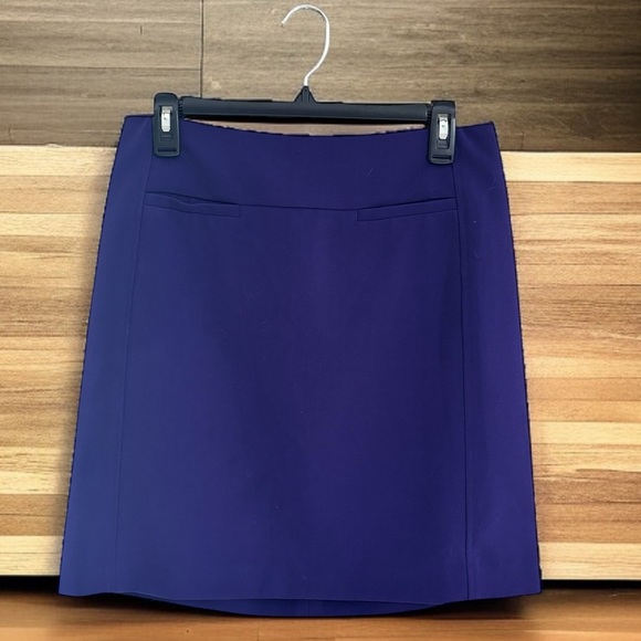 Loft Size 6 Women's Purple Lined Above-Knee Pencil Skirt Back Zip. #Workwear - Picture 1 of 4